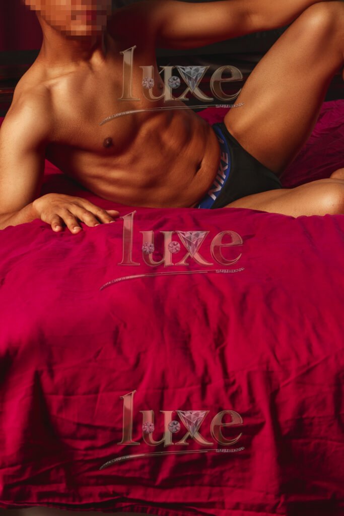 Miguel — Luxe massage attendant, Ottawa